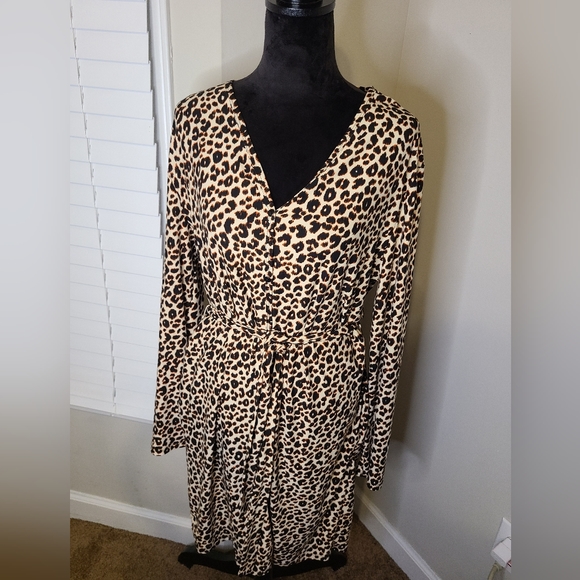 Kayla’s Armoire Leopard Print button Front Knit Dress Size Large NWT - Picture 1 of 6